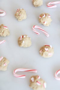 Candy Cane Cookie Dough Recipe - that is a no bake, make ahead, easy dessert. This is perfect for cookie exchange or just as a fun dessert at your holiday party. www.ChopHappy.com